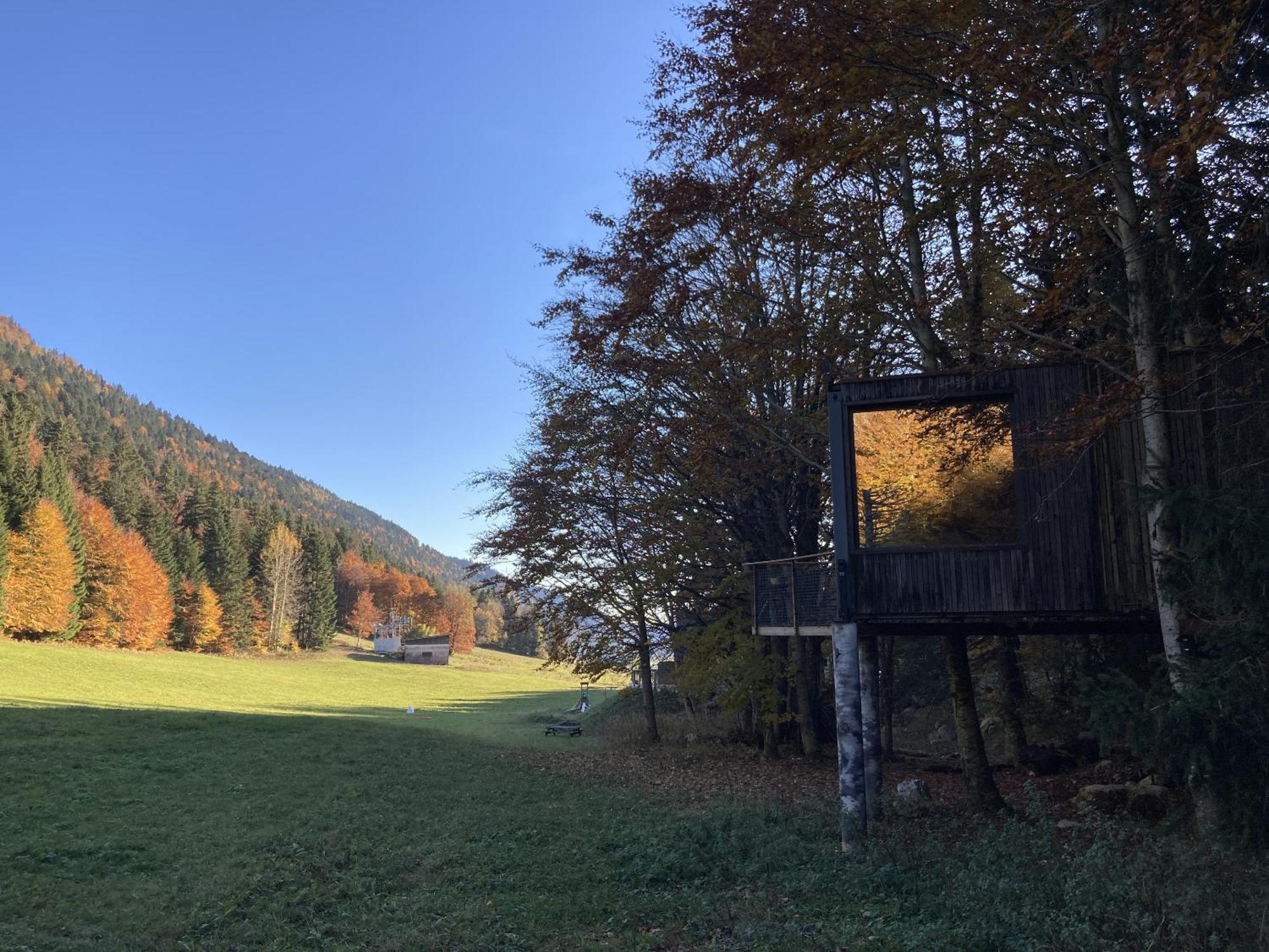 Perchée La Résilience Sur Le Plateau Du Vercors * Autrans-Meaudre-en-Vercors